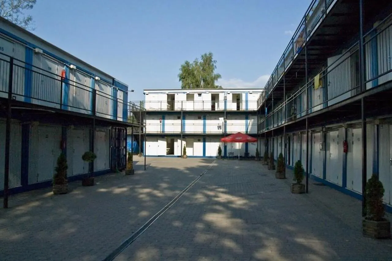 Hostel Metro location