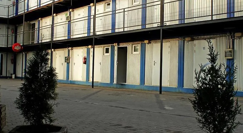 Hostel Metro